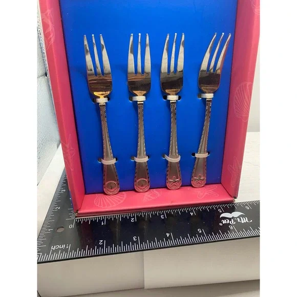 Everyday Towle Antigua Frost Cocktail Forks 4 Piece Stainless Steel Coastal Set - Picture 8 of 9